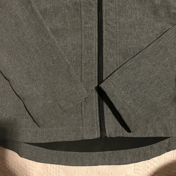 Bench Jacket - Picture 4 of 9